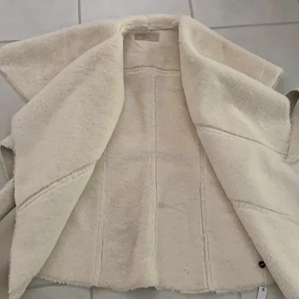 NEW Blank NYC Faux Shearling and Leather Trooper Vest - Picture 5 of 5